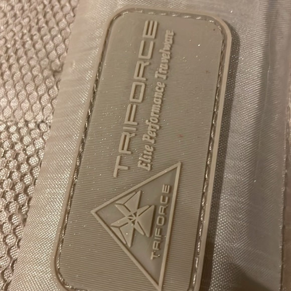 Triforce Elite Avignon Collection Hard Side Vanity Travel Case - Picture 10 of 12